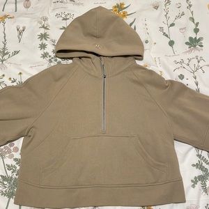 Lululemon light brown 1/2 zip